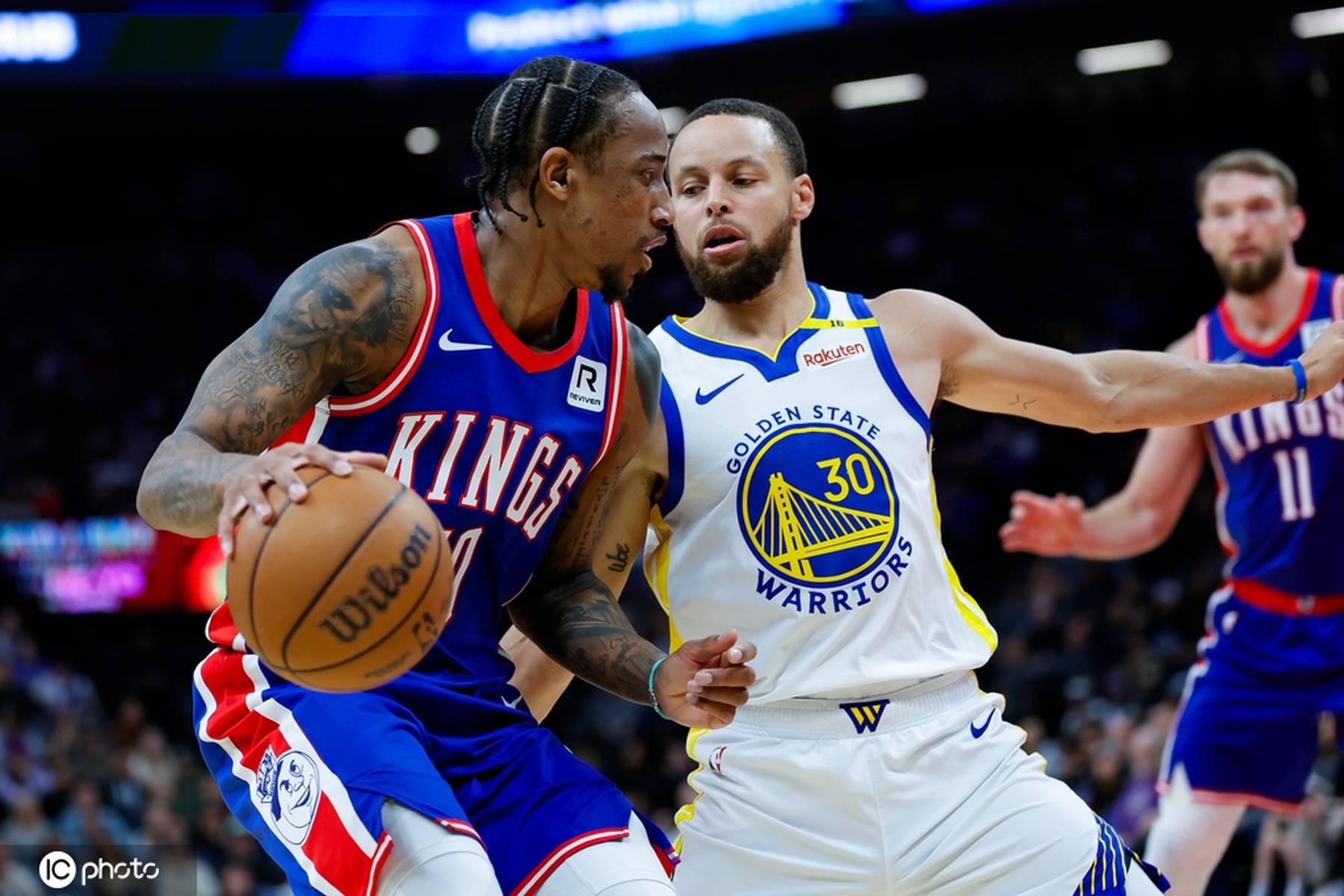 广东队逆转勇士，德罗赞惊艳四座