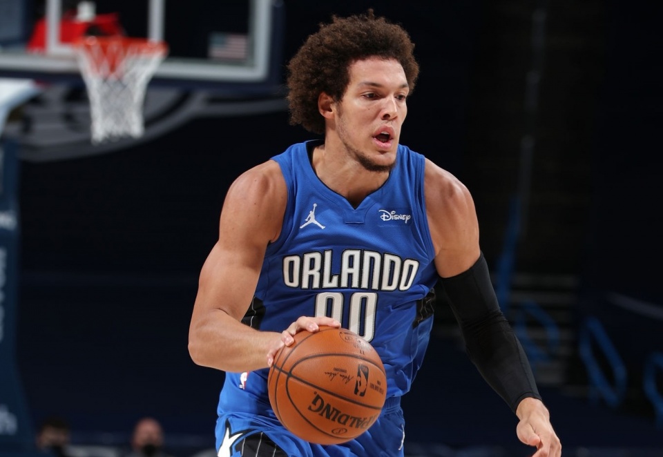 骑士击溃北京队，武切维奇完成自我救赎