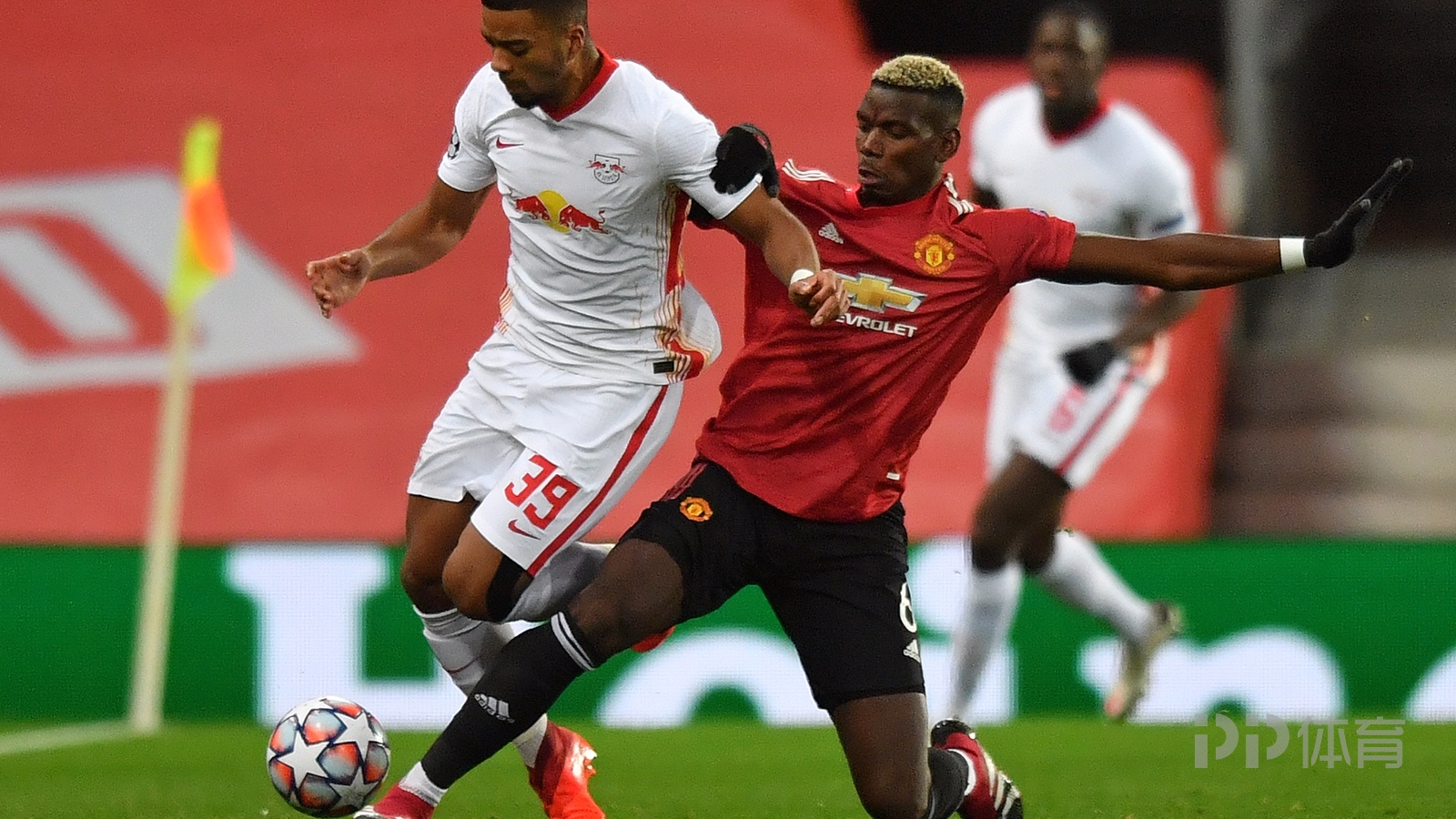 开云体育登录-德甲争冠战之夜，德罗赞关键制胜