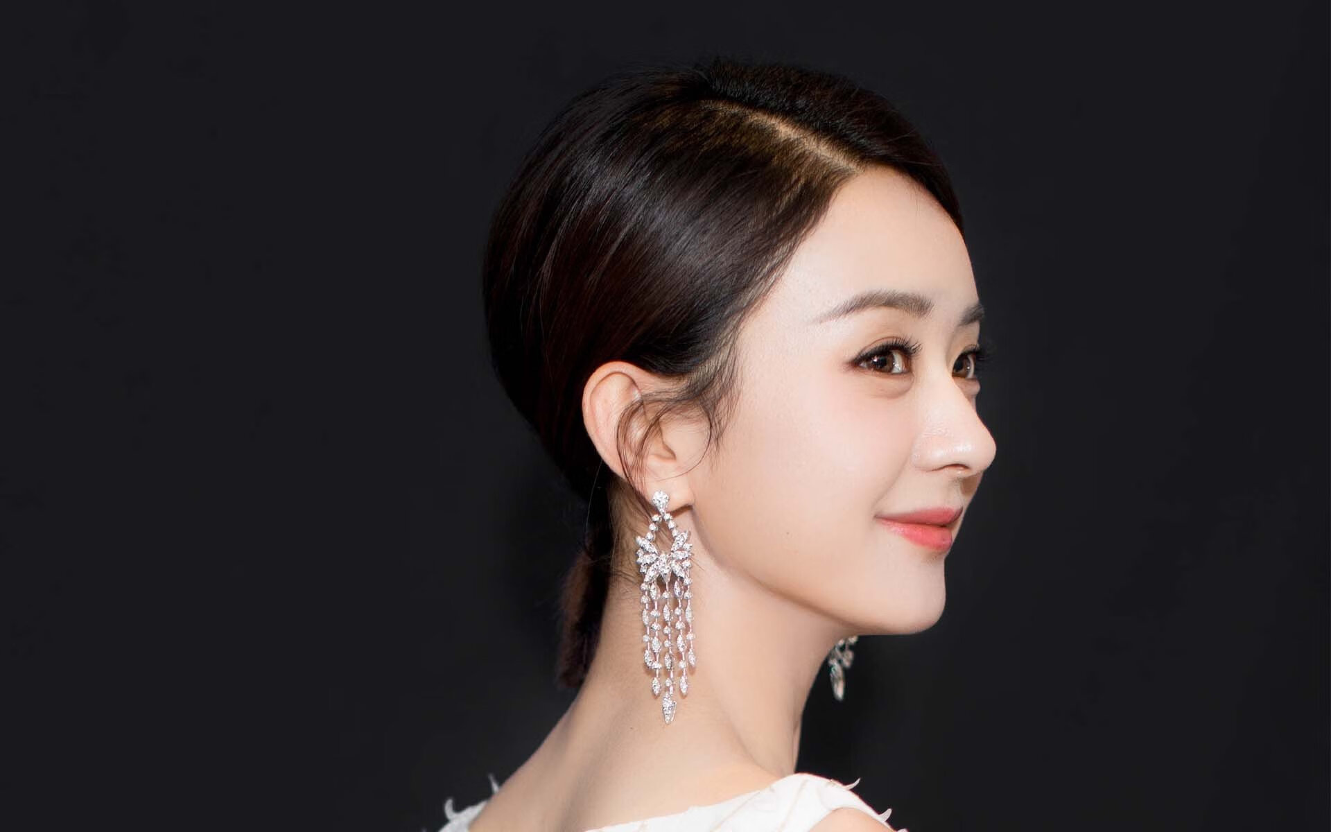 华彩短章，李刚仁数据统治力背后的战术密码与亚洲足球新启示