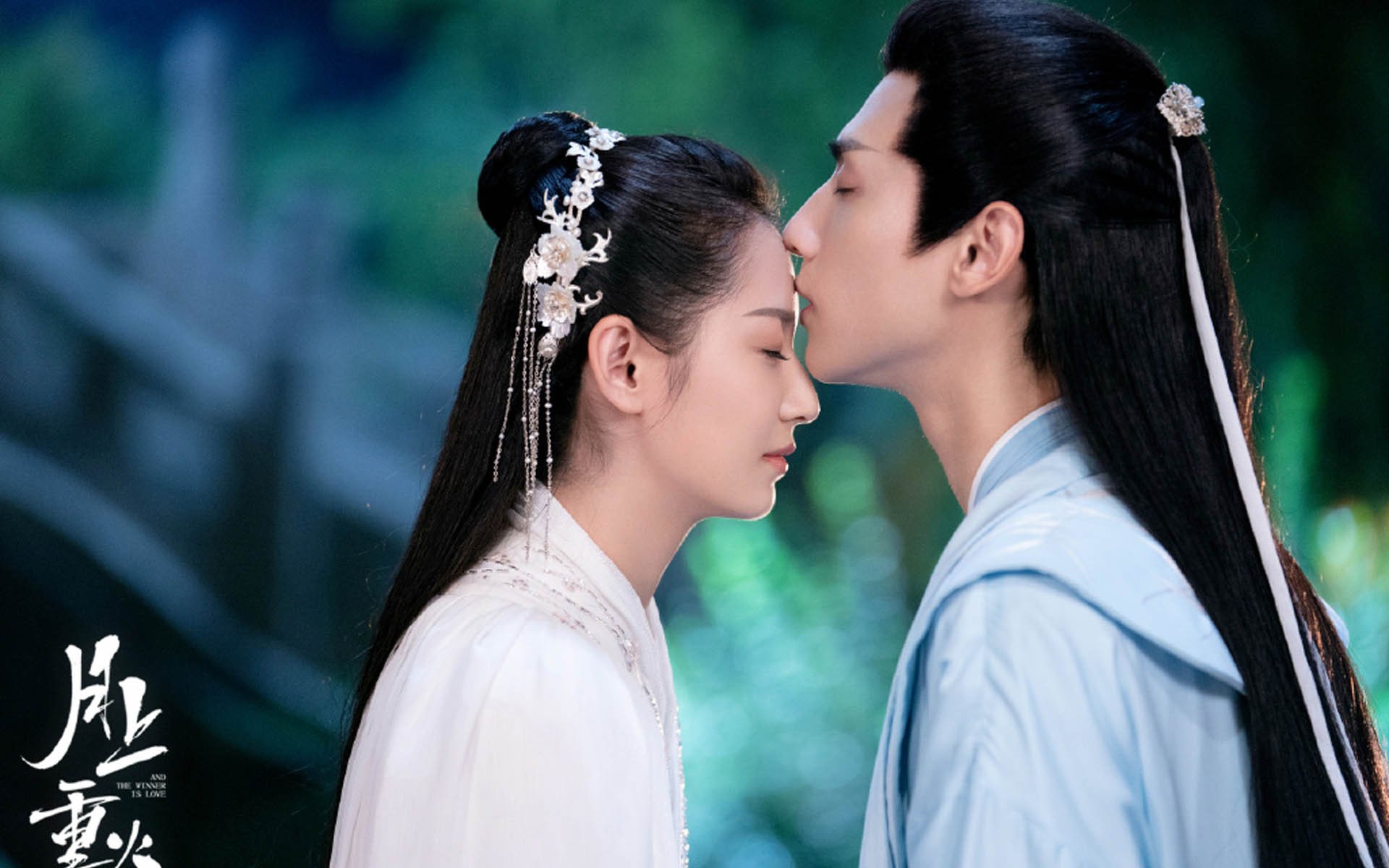 皮克连续得分点燃季后赛之夜,拉开差距奠定胜局